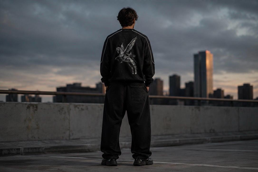 Mineral Wash Piping Raw Hem Sweatshirt